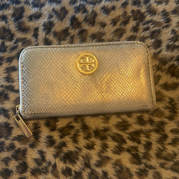 Tory Burch wallet - Picture 3 of 14